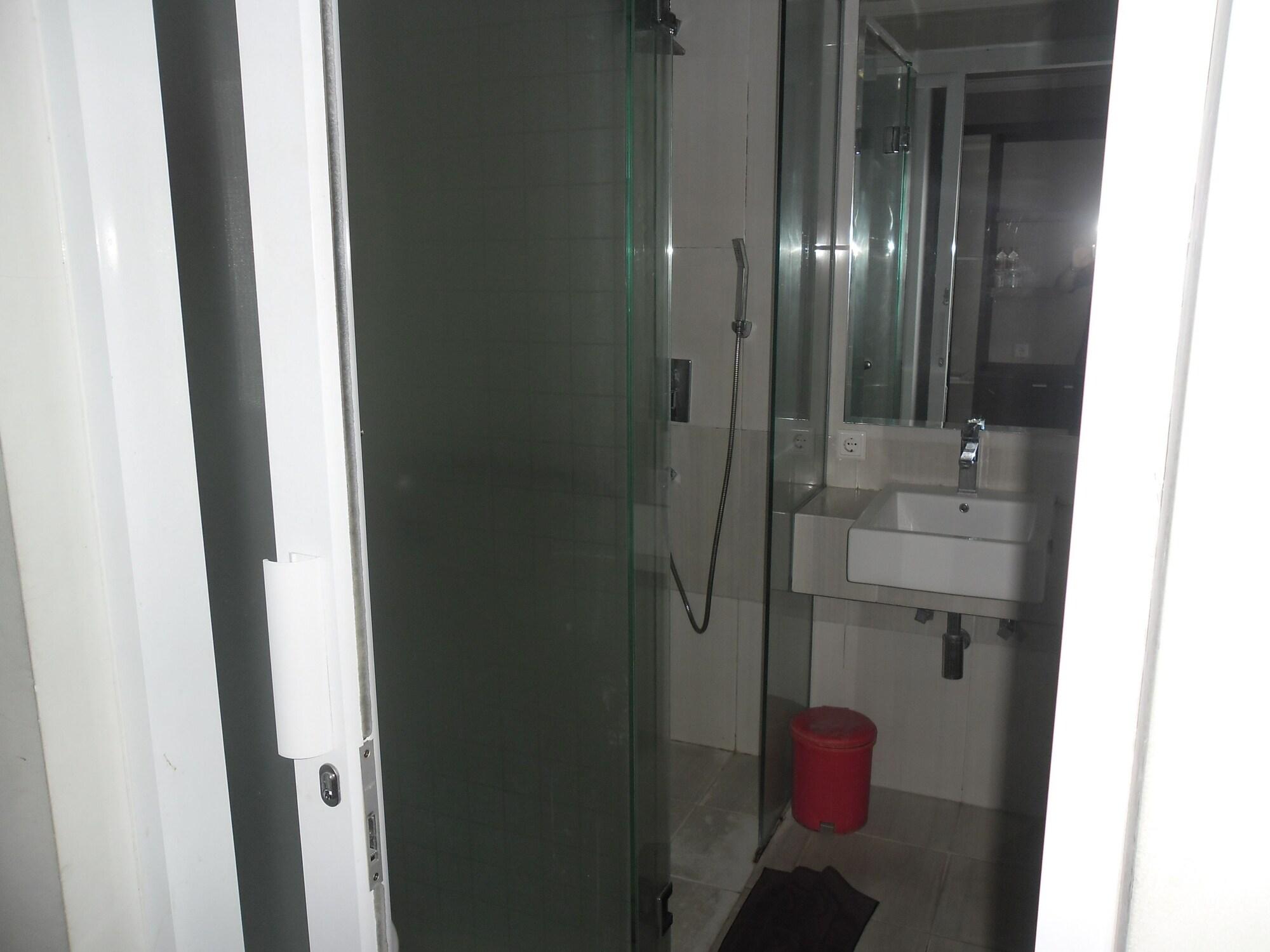 Andelir Hotel Bandung Buitenkant foto