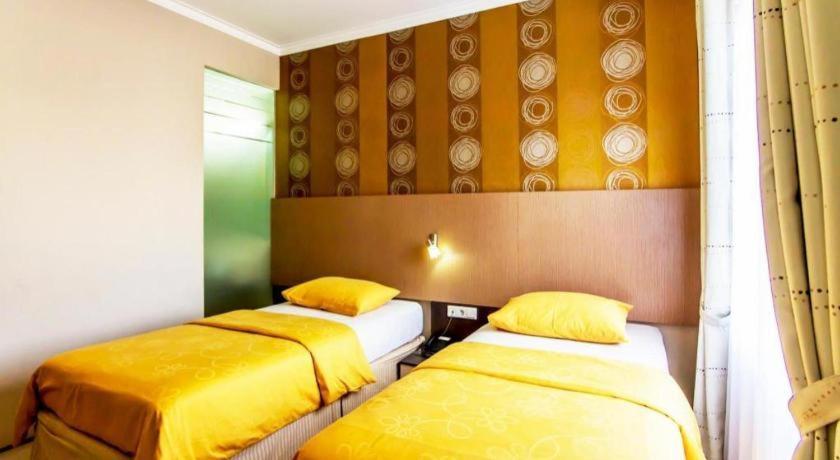 Andelir Hotel Bandung Buitenkant foto