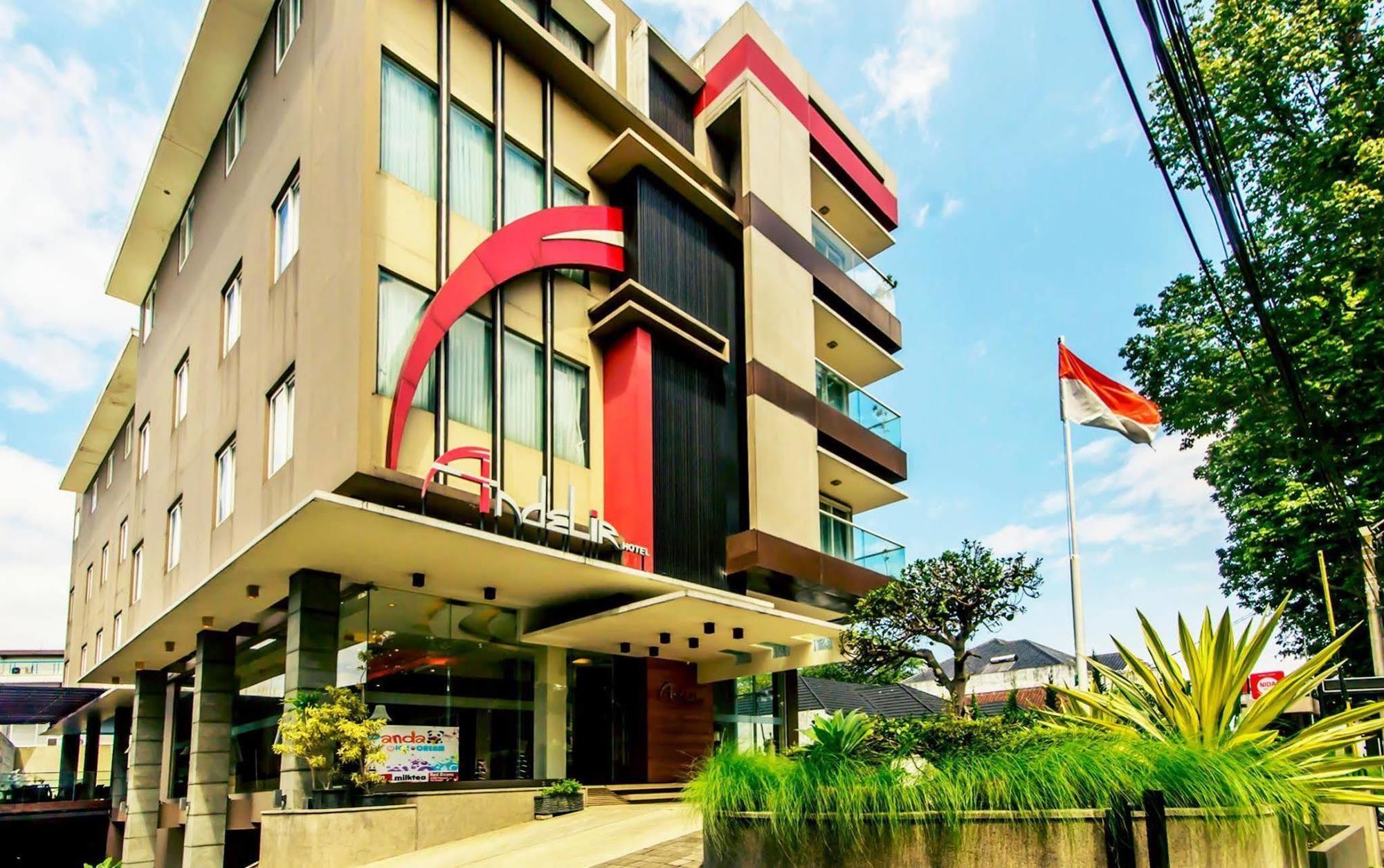 Andelir Hotel Bandung Buitenkant foto